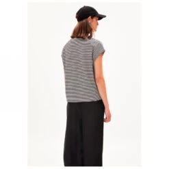 Armedangels Women's Oneliaa Lovely Stripes - T-Shirt 9 Armedangels Women's Oneliaa Lovely Stripes - T-Shirt -Outdoor Bekleidungs Laden armedangels womens oneliaa lovely stripes t shirt detail 3