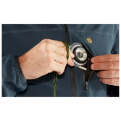 FJÄLLRÄVEN Bergtagen Stretch Half Zip - Softshelljacke 18 FJÄLLRÄVEN Bergtagen Stretch Half Zip - Softshelljacke -Outdoor Bekleidungs Laden fjaellraeven bergtagen stretch half zip softshelljacke detail 7