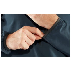 FJÄLLRÄVEN Bergtagen Stretch Half Zip - Softshelljacke 19 FJÄLLRÄVEN Bergtagen Stretch Half Zip - Softshelljacke -Outdoor Bekleidungs Laden fjaellraeven bergtagen stretch half zip softshelljacke detail 8