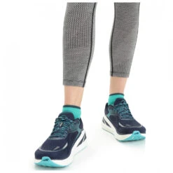 Icebreaker Women's Fastray High Rise Tights Gridlines - Leggings -Outdoor Bekleidungs Laden icebreaker womens fastray high rise tights gridlines leggings detail 7