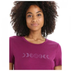Icebreaker Women's Tech Lite II S/S Tee Moon Phase - Merinoshirt -Outdoor Bekleidungs Laden icebreaker womens tech lite ii s s tee moon phase merinoshirt detail 5