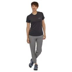 Patagonia Women's Cap Cool Merino Graphic Shirt - Merinoshirt -Outdoor Bekleidungs Laden patagonia womens cap cool merino graphic shirt merinoshirt detail 4